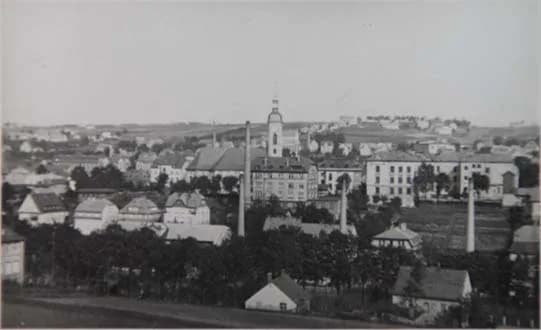 Weipert — Stadtpanorama mit Dekanalkirche